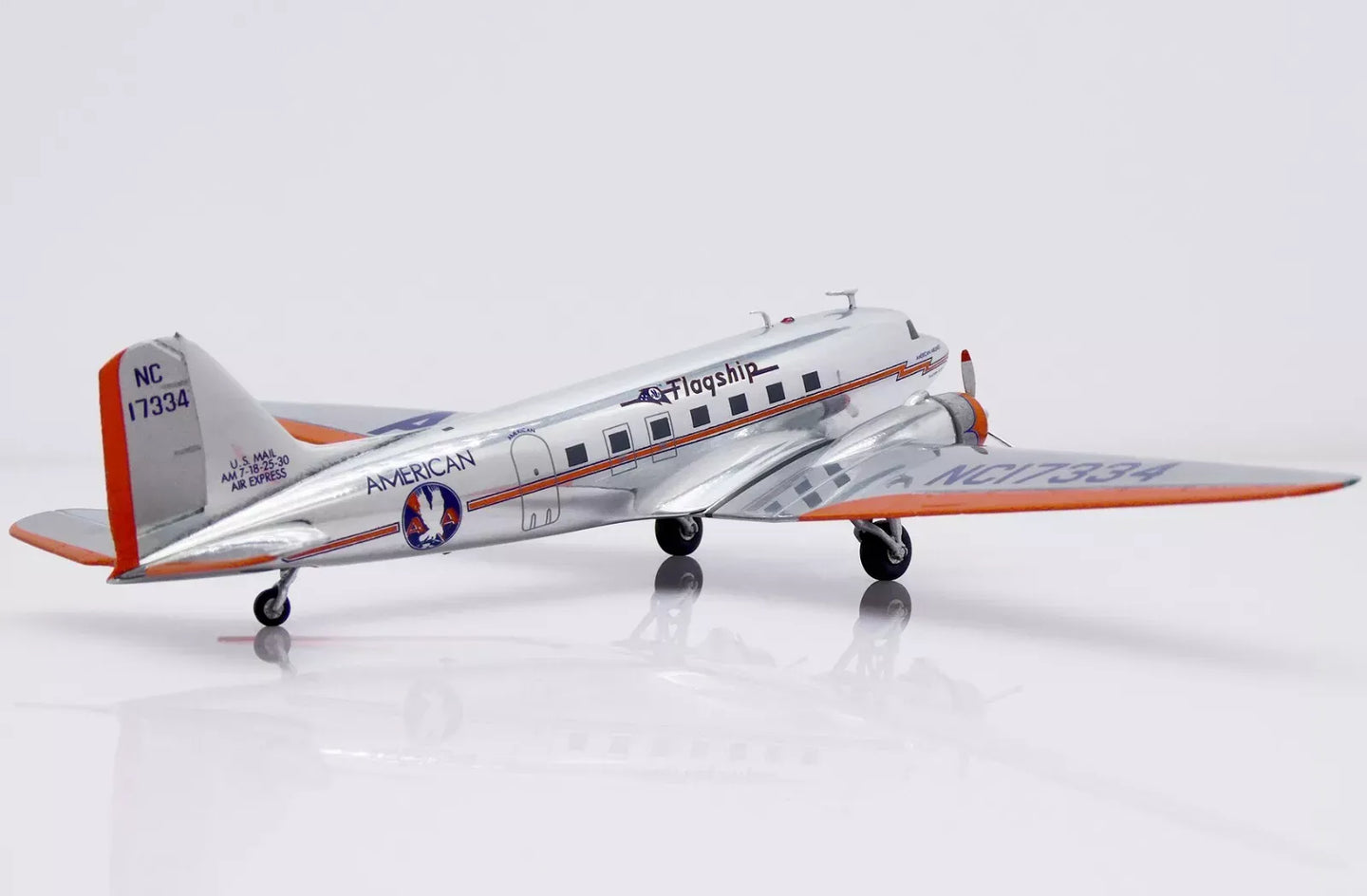 JC WINGS DC-3 AMERICAN AIRLINES "FLAGSHIP DETROIT" (POLISHED) REG: NC17334